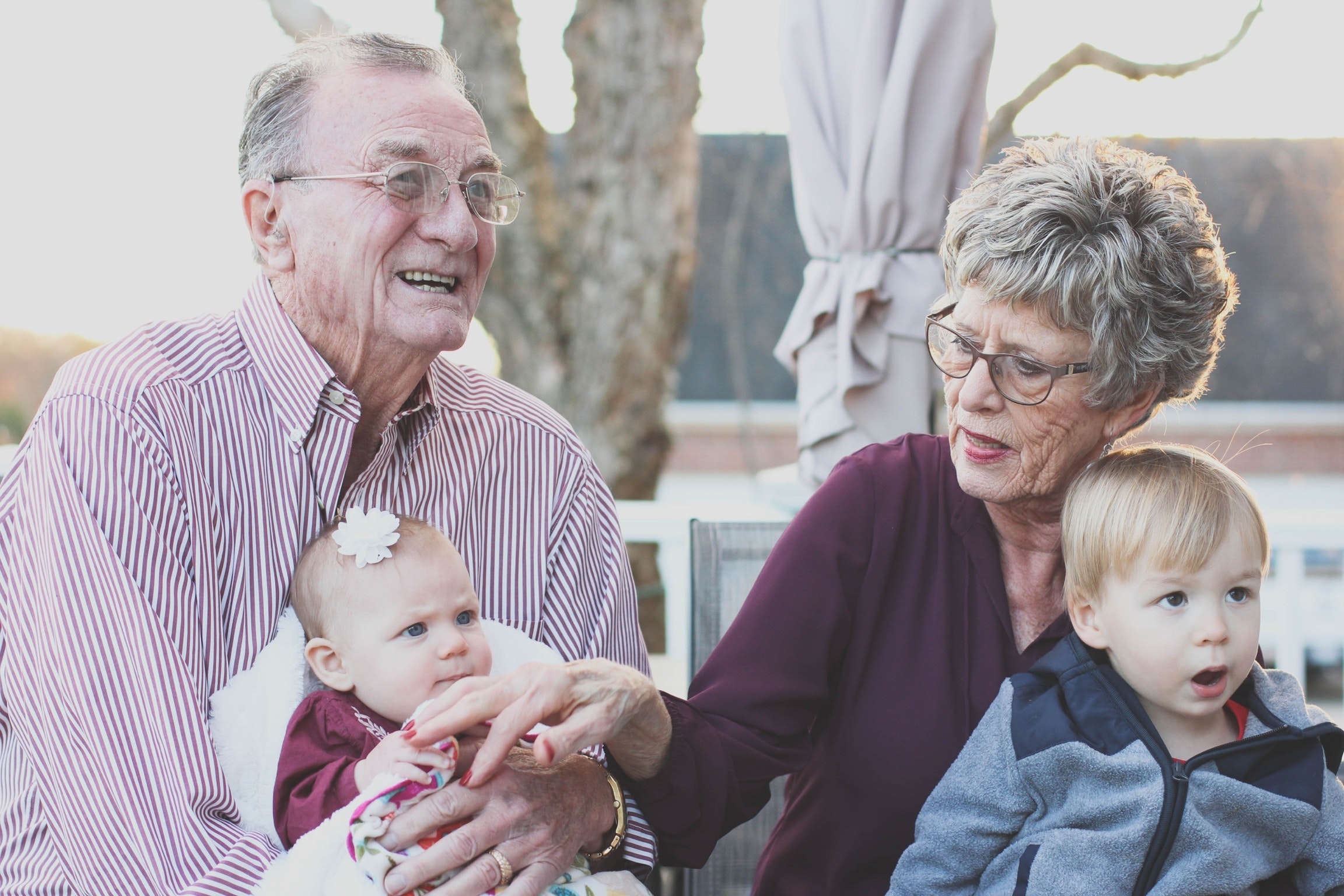 4 ways to help your grandchildren financially